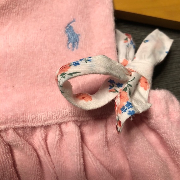 Like NEW, Ralph Lauren romper, size 3 m - Picture 4 of 6